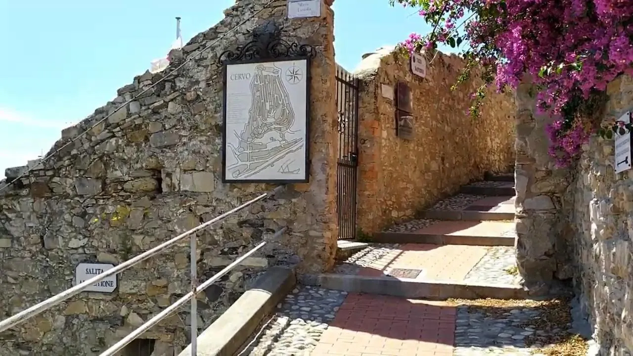 Cluxury-Torre Dei Saraceni Boutique Apt By The Sea Beach, Pool,Private Jacuzzi, Parking Cervo